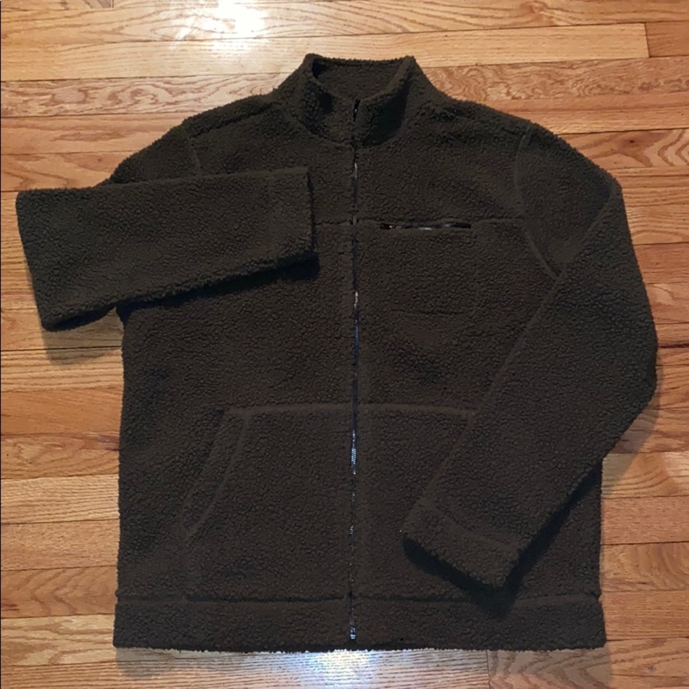 Banana Republic Men’s Sherpa Jacket